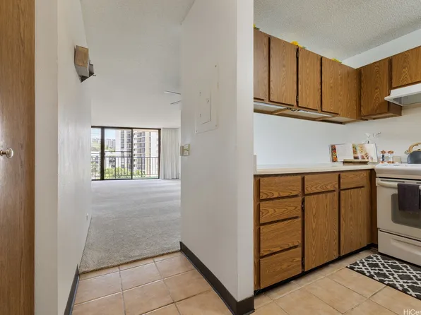98-501 Koauka Loop APT A603, Aiea, HI 96701