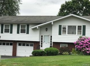 10 Alden Ct, Fishkill, NY 12524