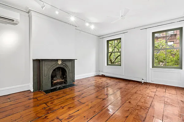 Rented by Corcoran | media 8