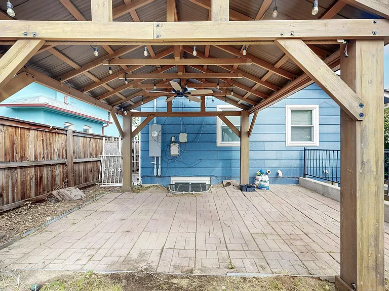 1381 Osceola St — Photo 33