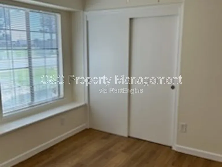 8912 Carvalho Ct — Photo 6