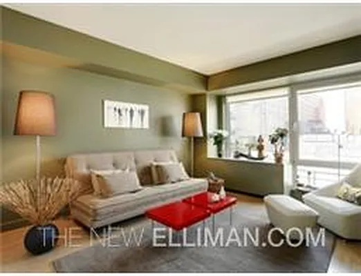 Rented by Douglas Elliman | media 39