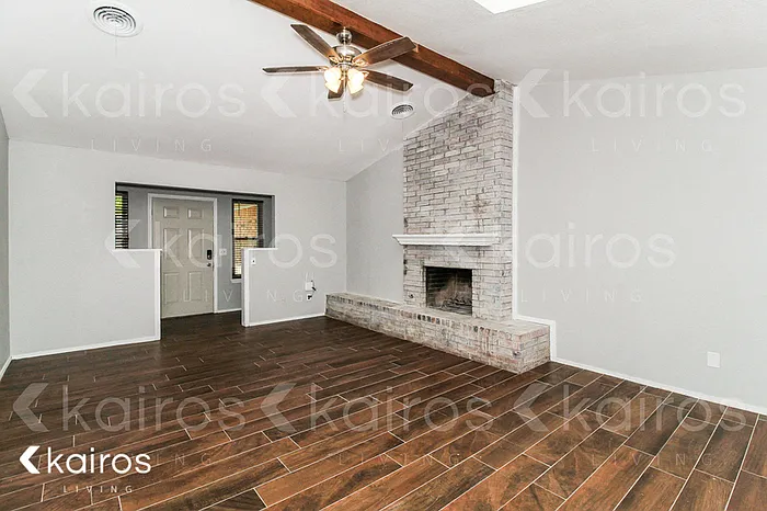 Building Photo - 8202 Laredo Trl
