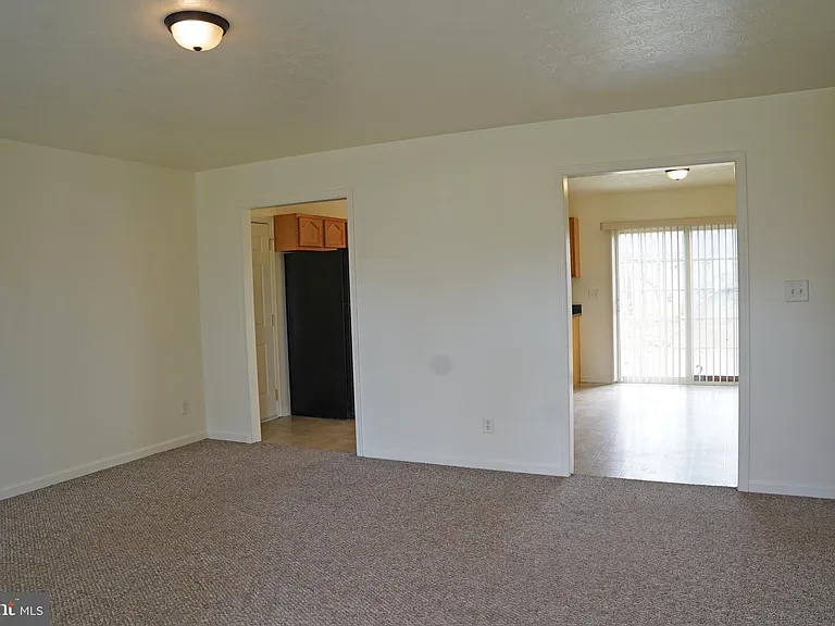 122 Sinker Dr — Photo 4