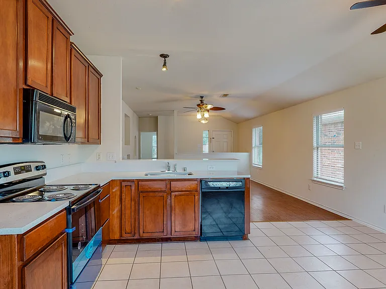 3206 Candlebrook Dr — Photo 13