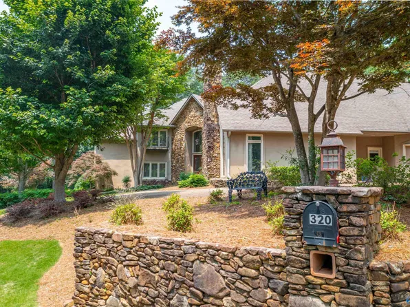 320 Hollywood Rd, Gadsden, AL 35901