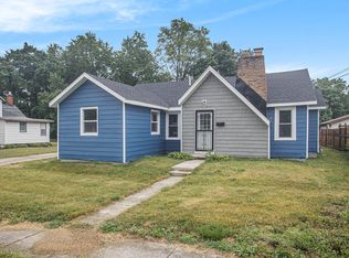 411 6th Ave, Three Rivers, MI 49093