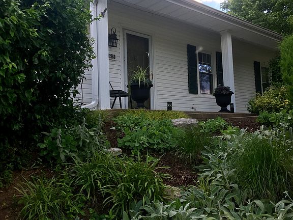 2nd image of 11960 Kentwood Dr