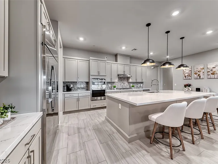 375 Portus Delphini Ct — Photo 16