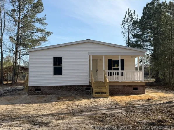 4050 Lodge Dr, Wade, NC 28395