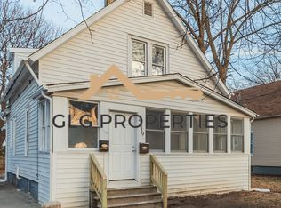 4819 14th Ave #B, Kenosha, WI 53140