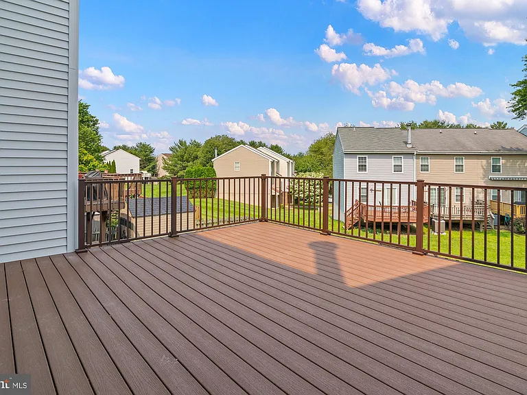 26 Wessex Ct — Photo 36