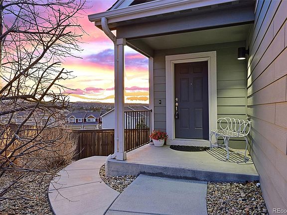 3rd image of 2537 Valley Oak Road