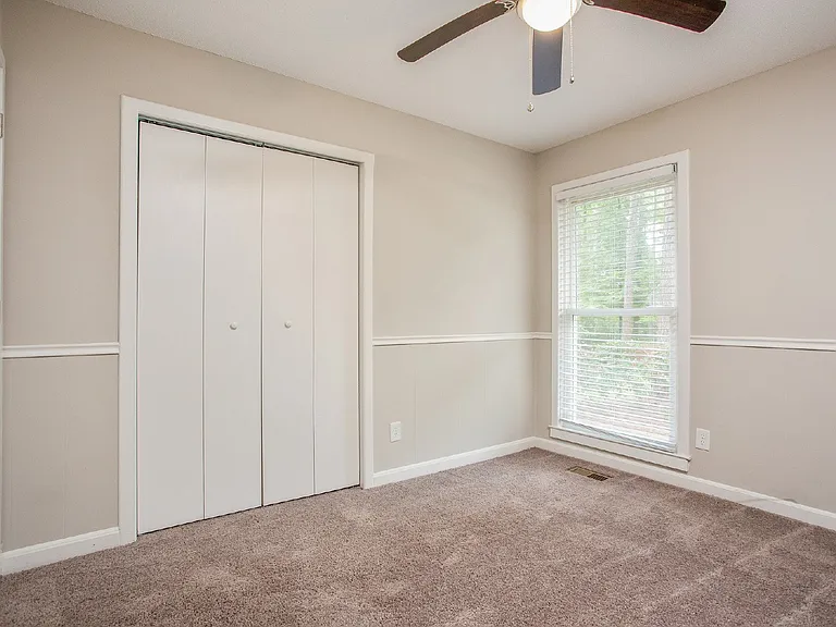 4616 Pine Needle Ct — Photo 14