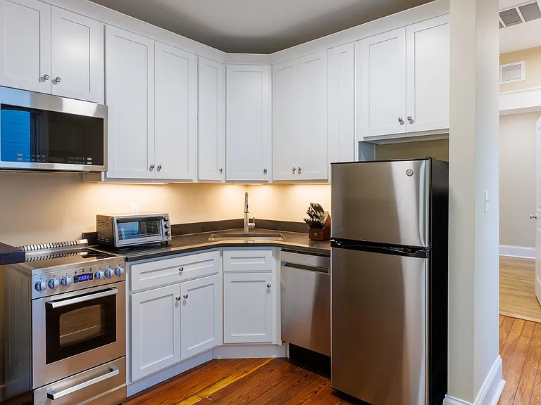 716 W Maxwell St #3 — Photo 12