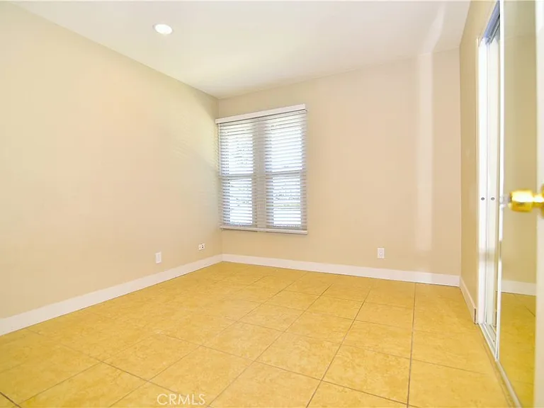 180 Southampton Way #32 — Photo 11