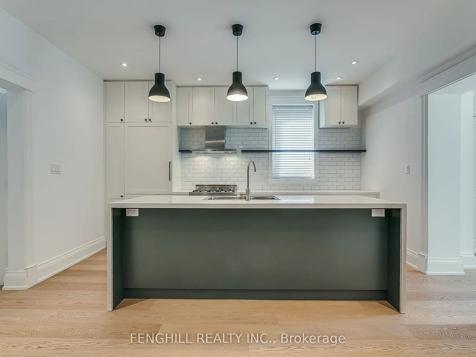 6 bed, $11,800 — Photo 2