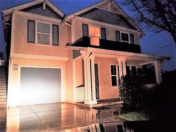 Two Car Tandem Garage, Front Porch