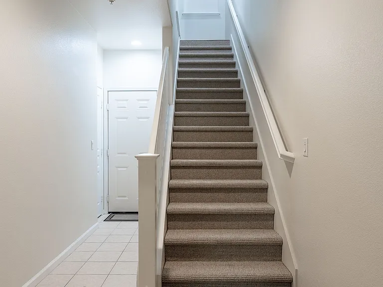 25502 Huntwood Ave — Photo 5