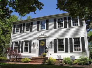 103 Harmon Rd, Aurora, OH 44202