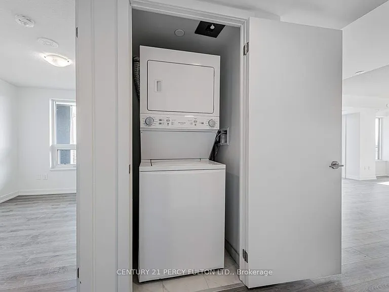 1480 Bayly St #513 — Photo 10