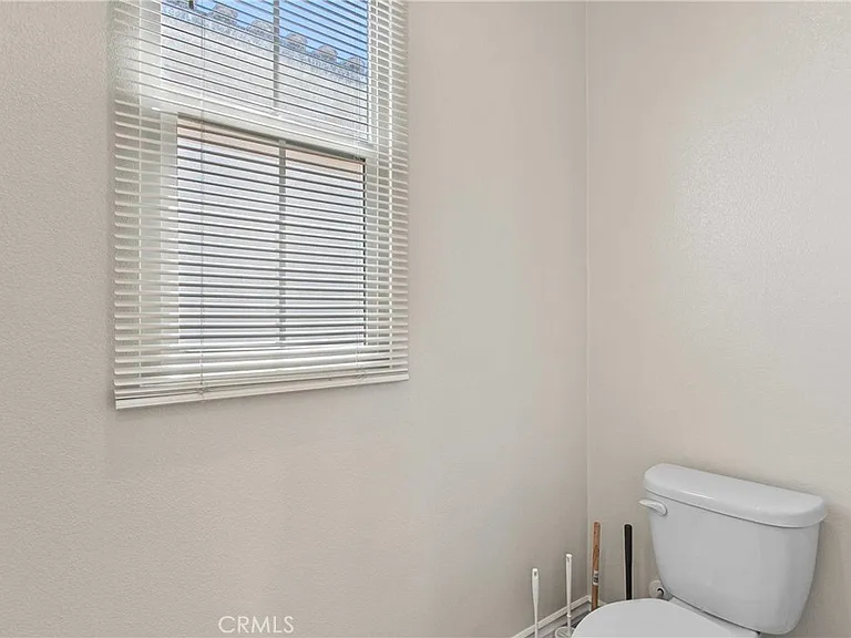 105 Cordial — Photo 26