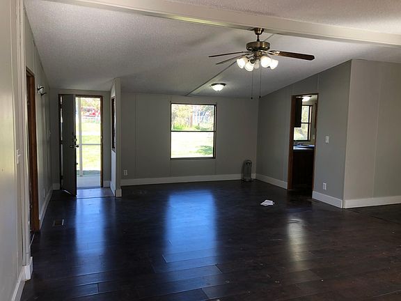 2nd image of 1808 Falcon Oaks Dr