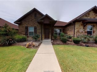 412 Deacon Dr, College Station, TX 77845