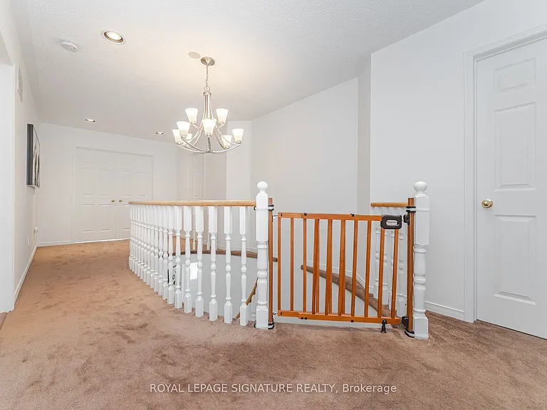 5217 Fallingbrook Dr — Photo 28