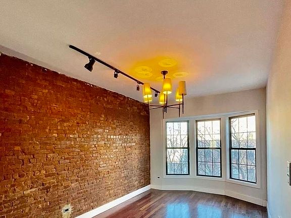 2nd image of 356 Franklin Ave #3GY
