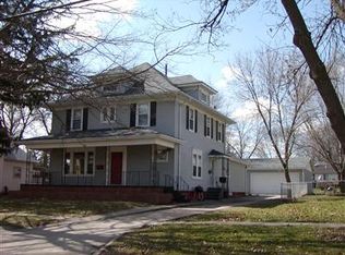 1609 9th St, Harlan, IA 51537