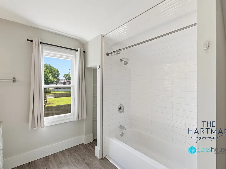 142 S Van Lear St — Photo 17