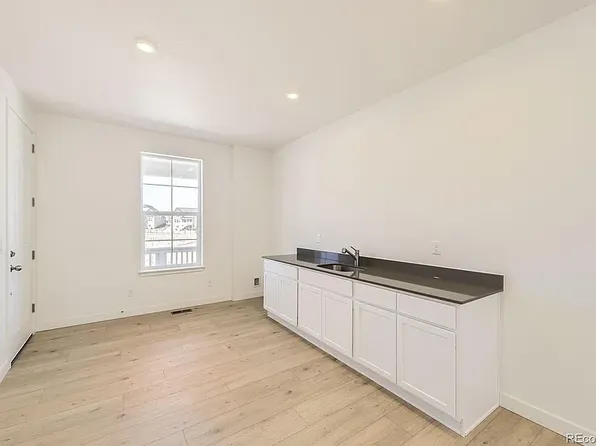 39450 Congress Ln, Elizabeth, CO 80107