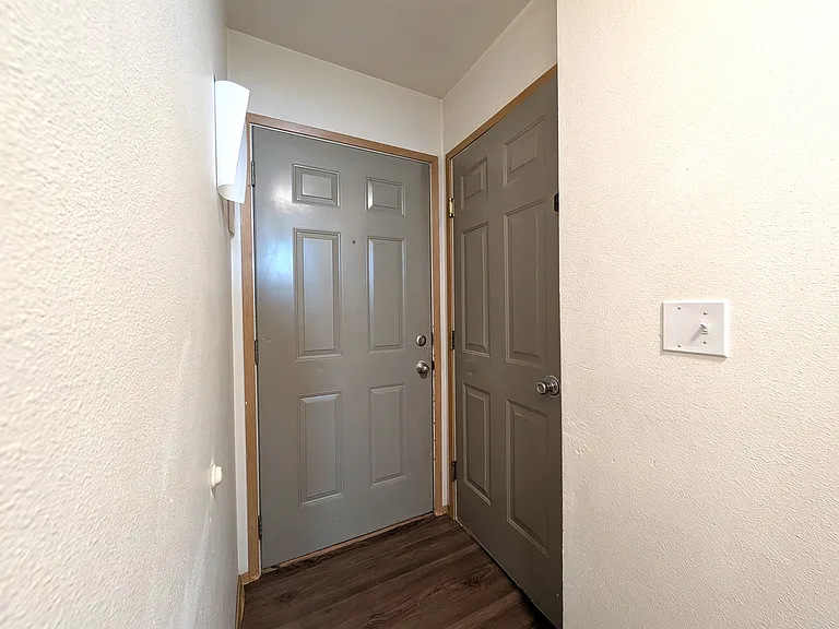 Rowan Grove Apts — Photo 52