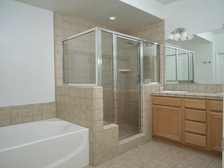 2334 Westbury Way — Photo 5