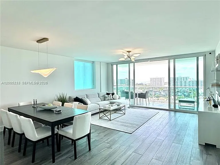 400 Sunny Isles Blvd #1708 — Photo 1