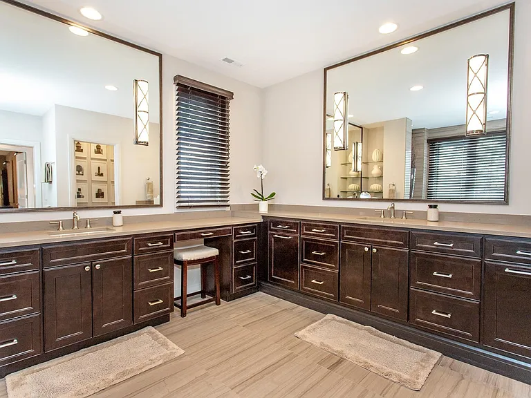 25925 York Rd — Photo 54