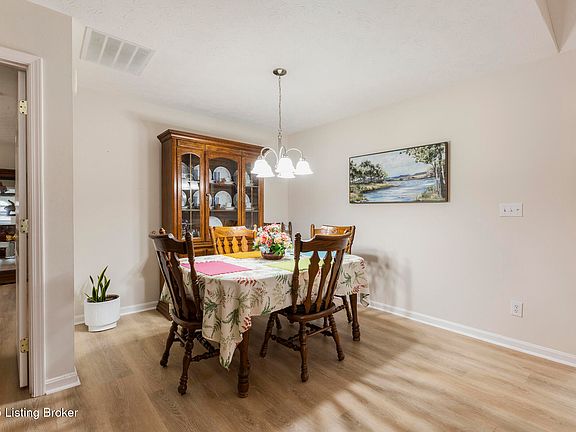 3rd image of 11418 Ridge Lake Dr