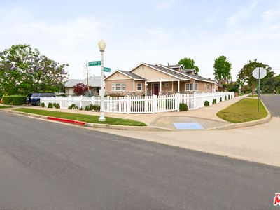 441 University Ave, Burbank, CA, 91504