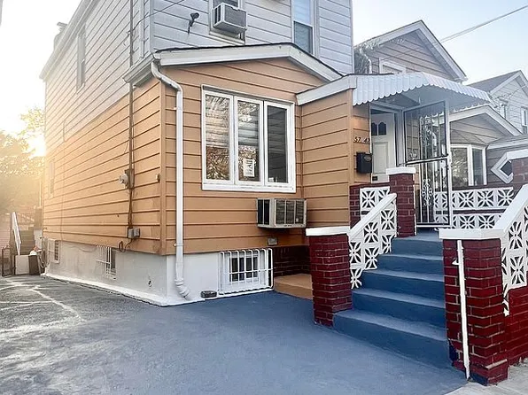 5742 75th St, Middle Village, NY 11379