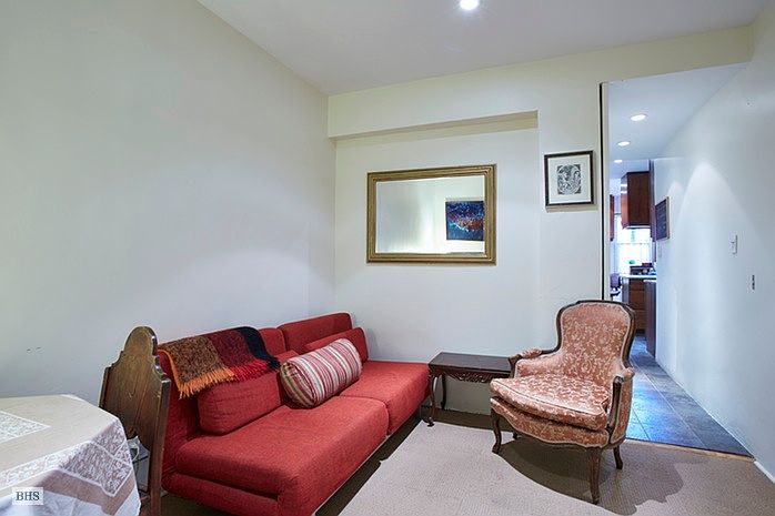 1st image of 504 E 90th St #1L