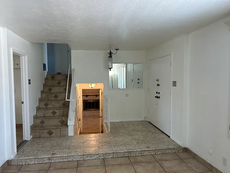 8808 Shaver Dr — Photo 9