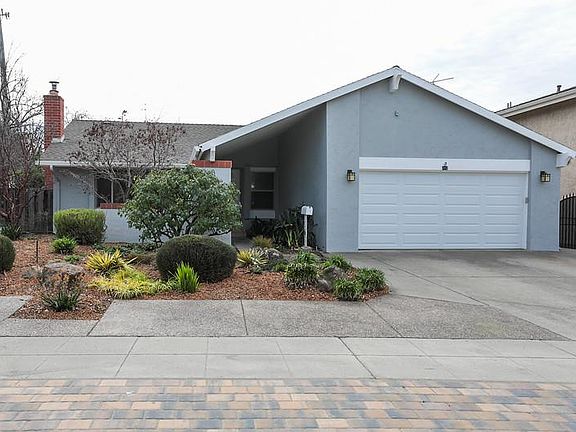 2nd image of 312 Avenida Nogales