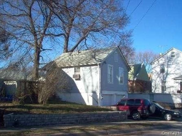 1 Birchwood Ave