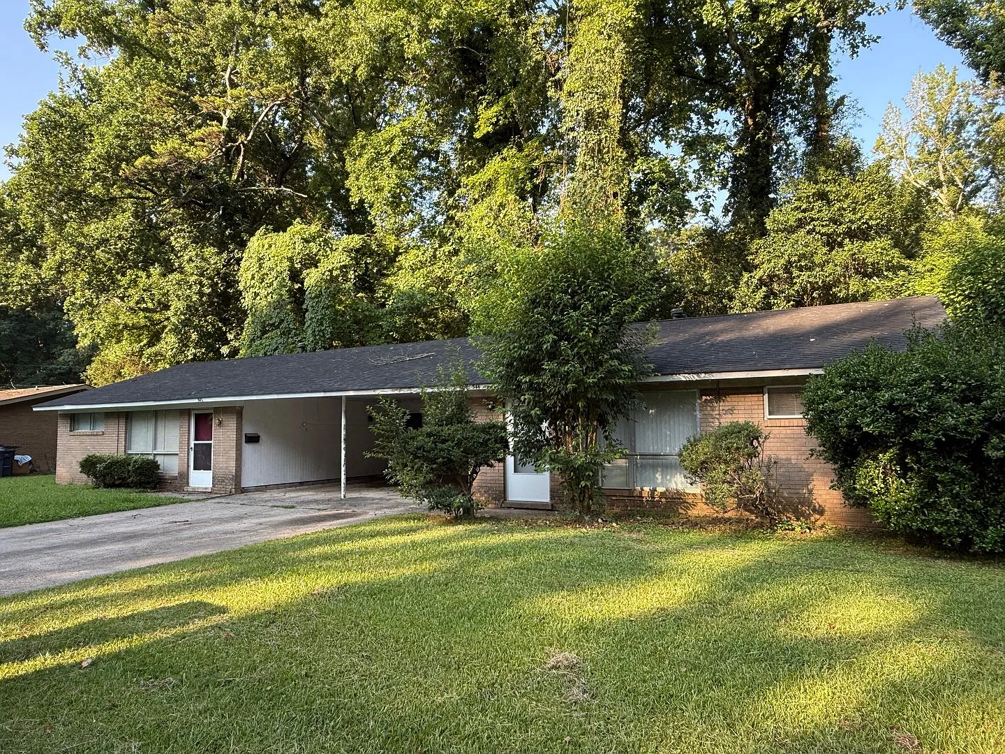 544 Blendwood Drive — Photo 1