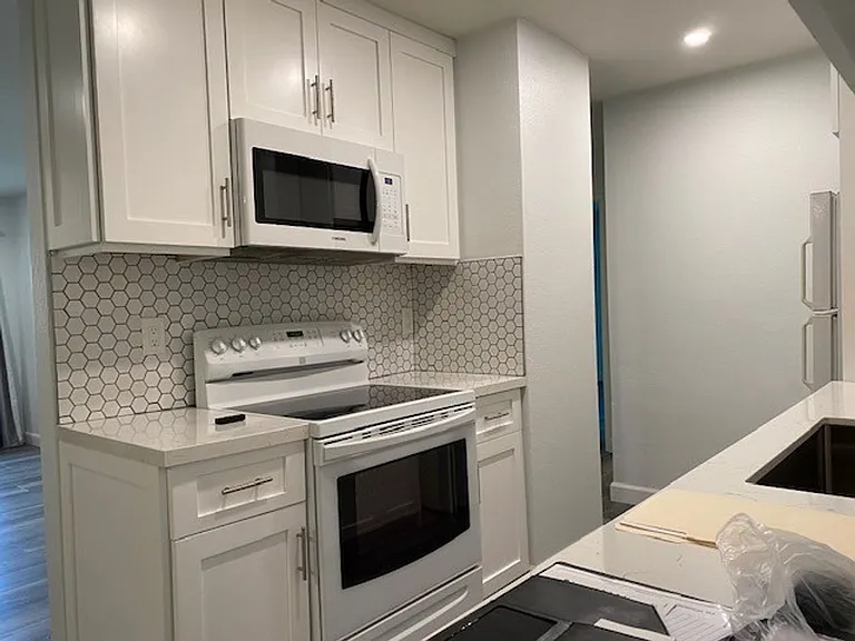 1760 S El Camino Real S #105 — Photo 5
