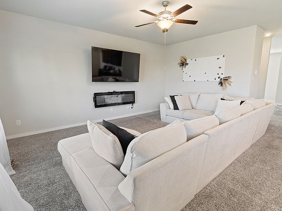 5th image of 6918 Shiraz Way