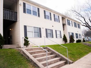 119 Park St #10, Charles Town, WV 25414