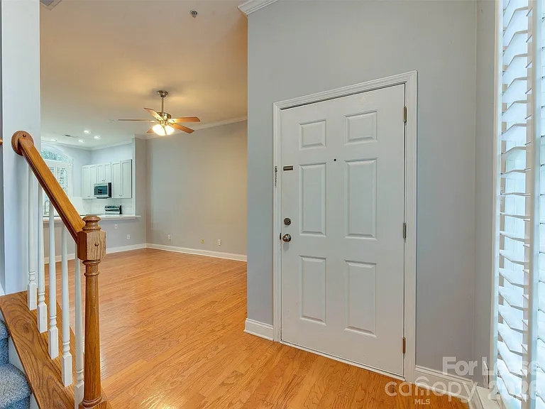 1571 Pecan Ave — Photo 11