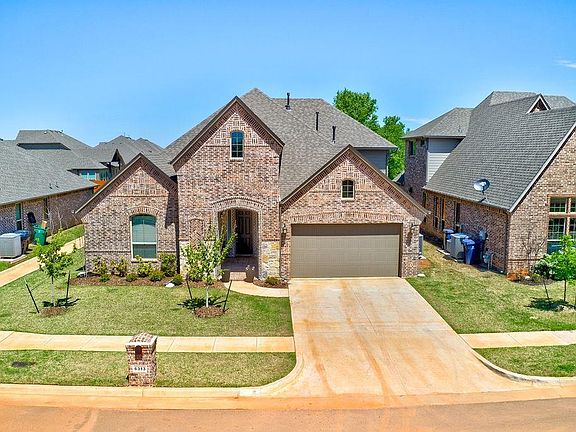 2nd image of 6313 NW 160th Ter